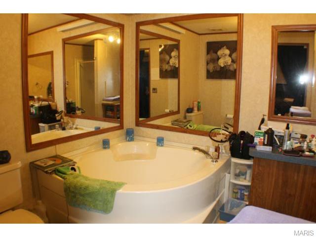 21876 Lamp Ln, St Robert, MO 69558 photo 8