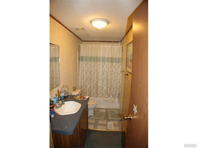 21876 Lamp Ln, St Robert, MO 69558 photo 5