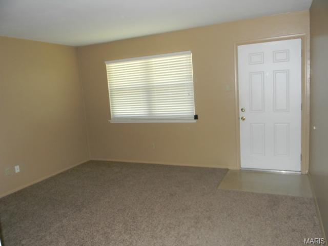 404 Briscoe Ave, O'fallon, MO 63366 photo 8