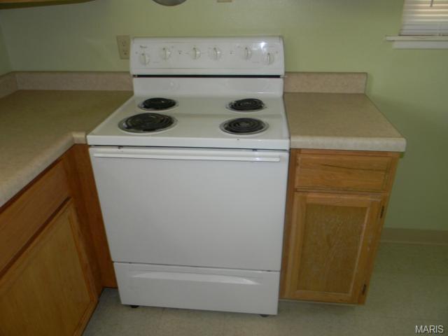 404 Briscoe Ave, O'fallon, MO 63366 photo 5