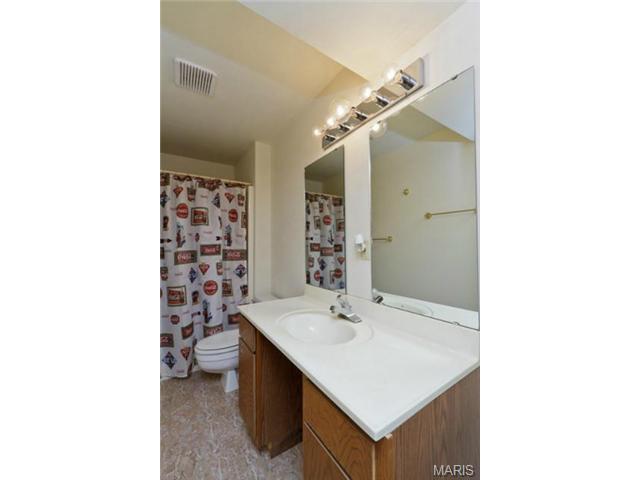 6400 Sprucefield Dr, O'fallon, MO 63368 photo 19