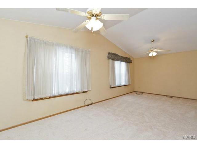 6400 Sprucefield Dr, O'fallon, MO 63368 photo 9