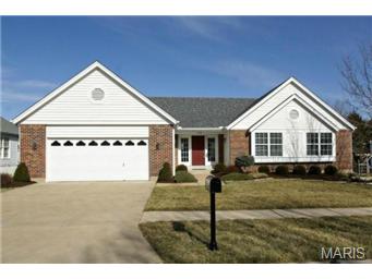 2416 Clarjon Dr, Ballwin, MO 63021 photo 1