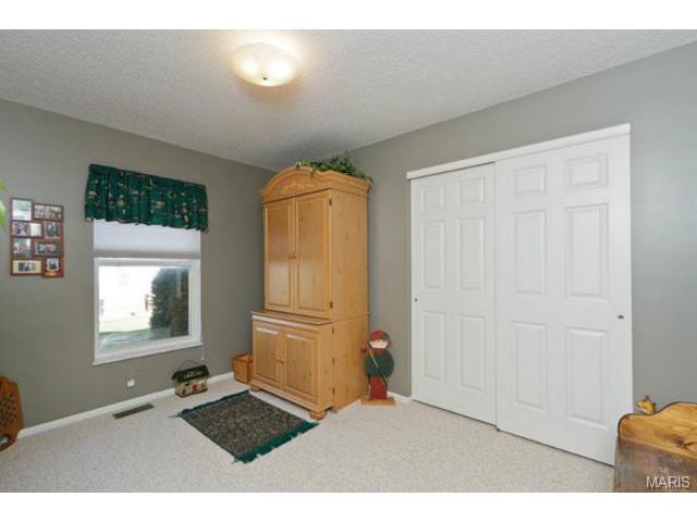 1813 Highgrove Dr, O'fallon, MO 63366 photo 27