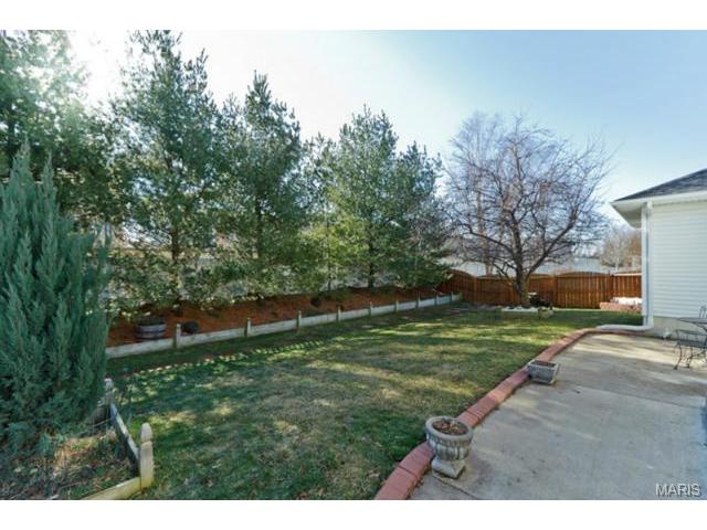 1813 Highgrove Dr, O'fallon, MO 63366 photo 35