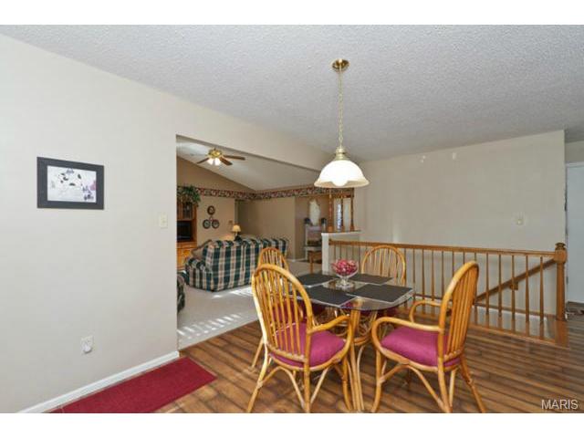 1813 Highgrove Dr, O'fallon, MO 63366 photo 8