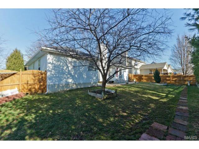 1813 Highgrove Dr, O'fallon, MO 63366 photo 36