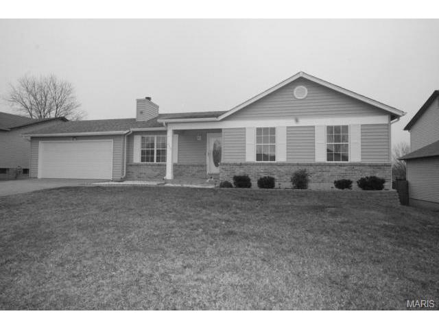 620 Sundance Dr, O'fallon, MO 63368 photo 1