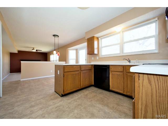 2757 Bromley, O'fallon, MO 63368 photo 7