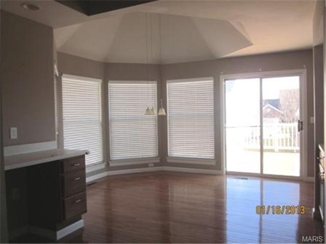 232 Chestnut Hill Dr, O'fallon, MO 63368 photo 5