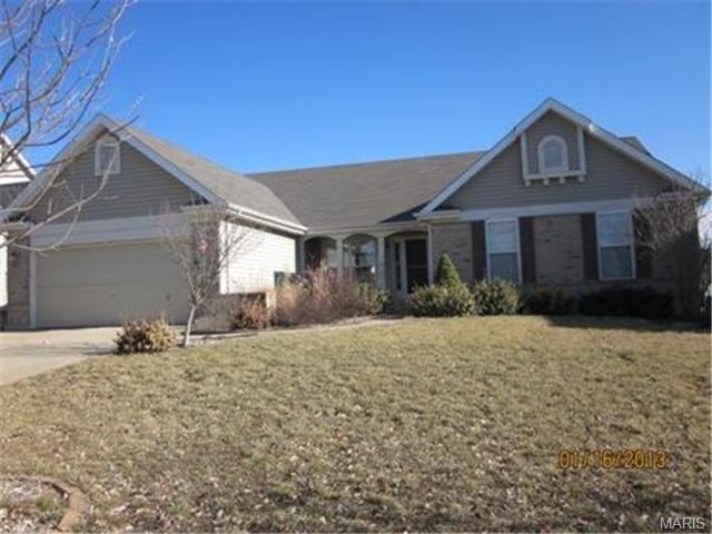 232 Chestnut Hill Dr, O'fallon, MO 63368 photo 2