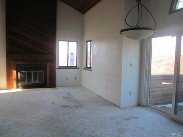 859 Hemingway Ln, Weldon Spring, MO 63304 photo 2