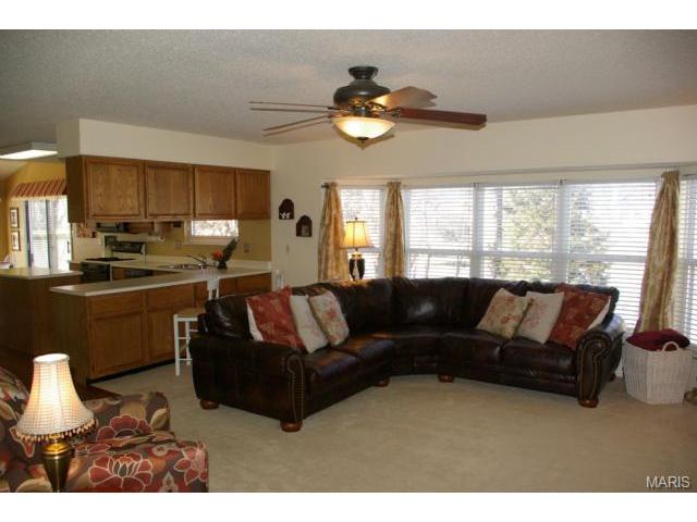 2777 Bromley Dr, O'fallon, MO 63368 photo 8
