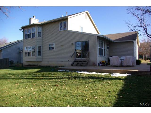 2777 Bromley Dr, O'fallon, MO 63368 photo 3