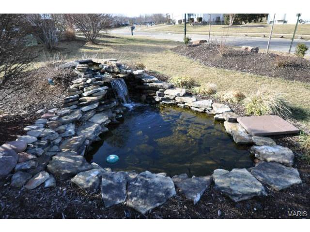 2781 Carters Grove Dr, O'fallon, MO 63368 photo 2
