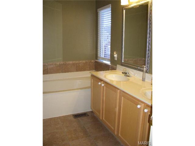 66 Padre Ct, O'fallon, MO 63366 photo 23