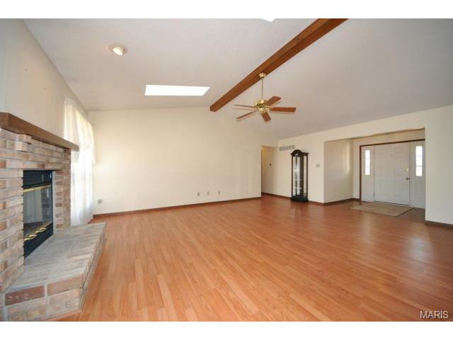 335 Charlottesville Dr, Saint Charles, MO 63304 photo 12