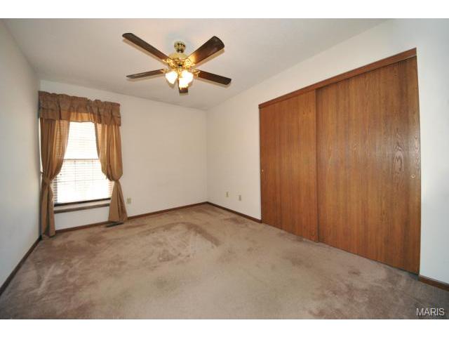 335 Charlottesville Dr, Saint Charles, MO 63304 photo 25