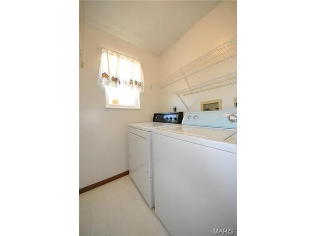 335 Charlottesville Dr, Saint Charles, MO 63304 photo 19