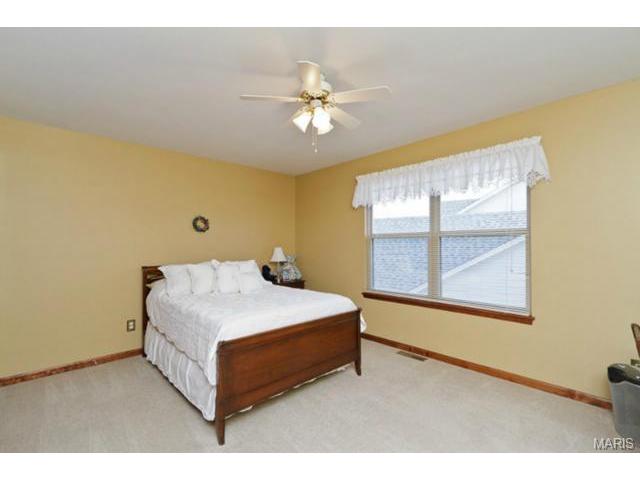 1077 Pebble Beach Dr, O'fallon, MO 63366 photo 30