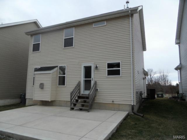 441 Parkgate Dr, O'fallon, MO 63367 photo 4