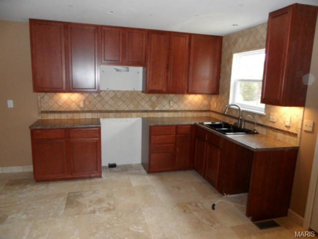 441 Parkgate Dr, O'fallon, MO 63367 photo 10