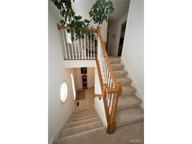 469 Chatham Dr, O'fallon, MO 63366 photo 10