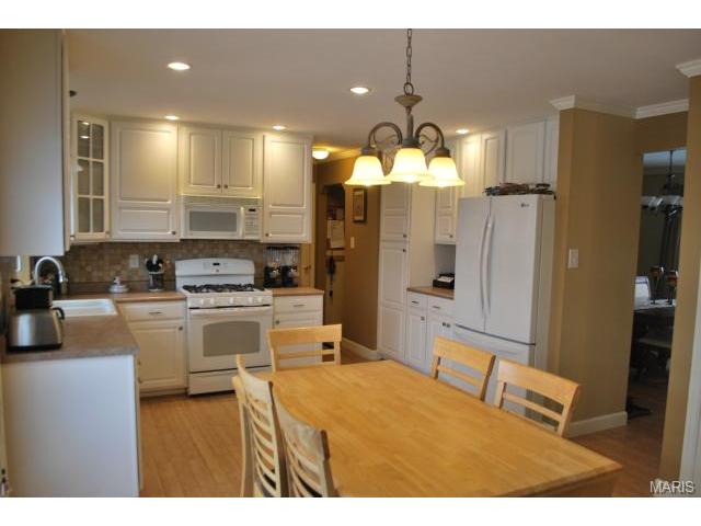 37 Coach Line Dr, O'fallon, MO 63368 photo 4