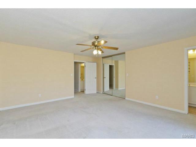 1384 Hampton Rd, Saint Charles, MO 63303 photo 19