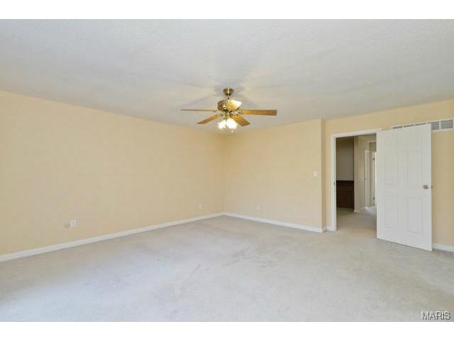 1384 Hampton Rd, Saint Charles, MO 63303 photo 16