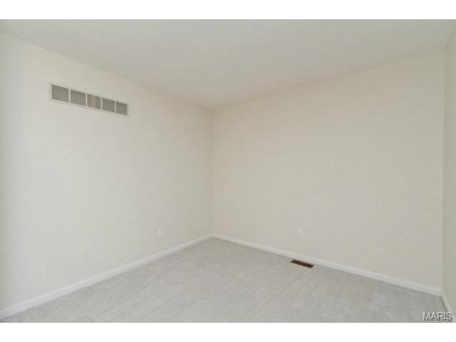 1384 Hampton Rd, Saint Charles, MO 63303 photo 28