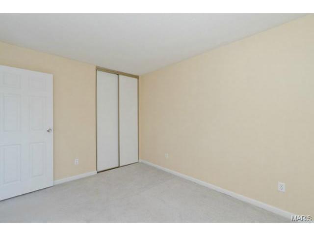 1384 Hampton Rd, Saint Charles, MO 63303 photo 23
