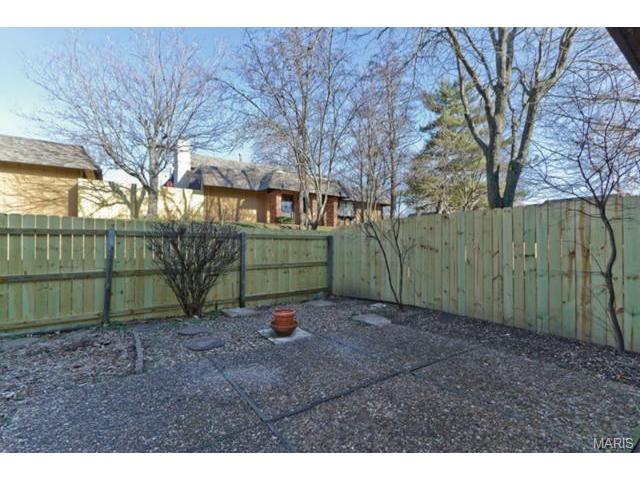 1384 Hampton Rd, Saint Charles, MO 63303 photo 41