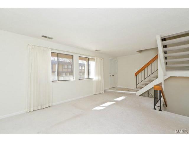 1384 Hampton Rd, Saint Charles, MO 63303 photo 32