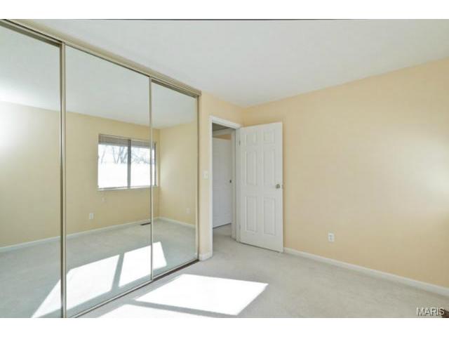 1384 Hampton Rd, Saint Charles, MO 63303 photo 17