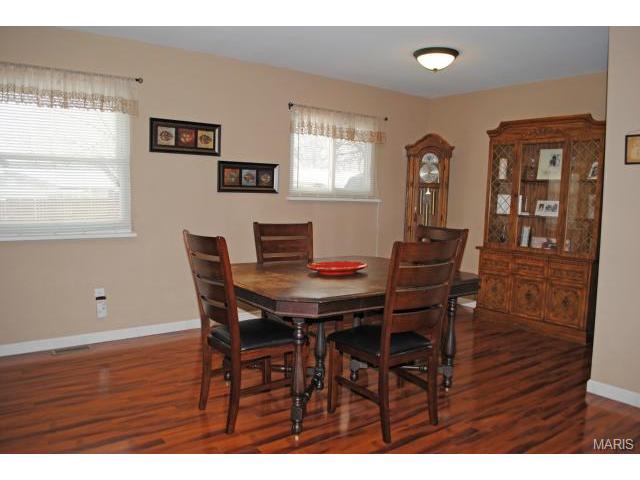 718 Cordes St, O'fallon, MO 63366 photo 11