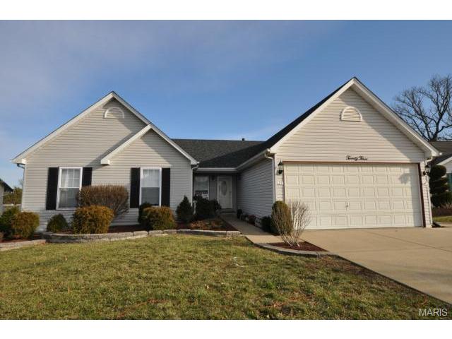 23 Amber Meadows Dr, O'fallon, MO 63366 photo 1