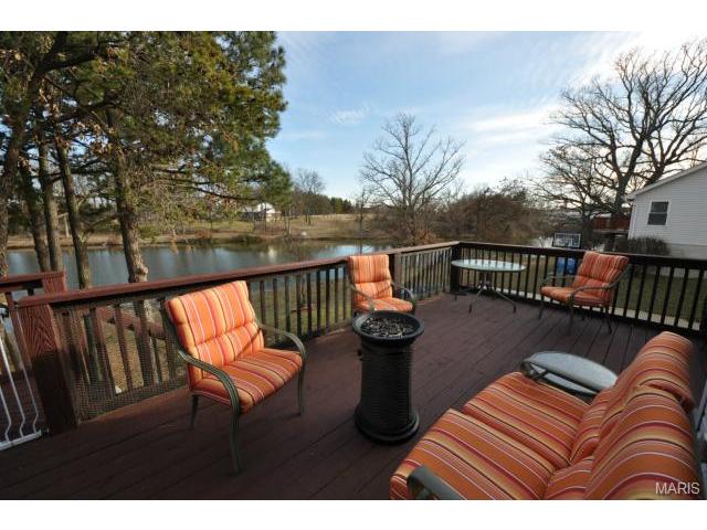 23 Amber Meadows Dr, O'fallon, MO 63366 photo 9