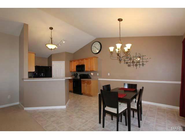 7 Millers Ct, O'fallon, MO 63366 photo 6