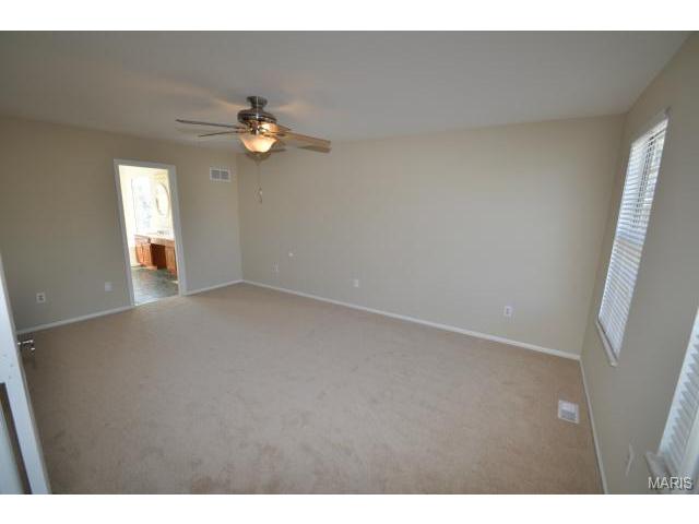 7 Plank Road Ct, O'fallon, MO 63368 photo 11