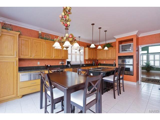 820 Hawk Run Trl, O'fallon, MO 63368 photo 2
