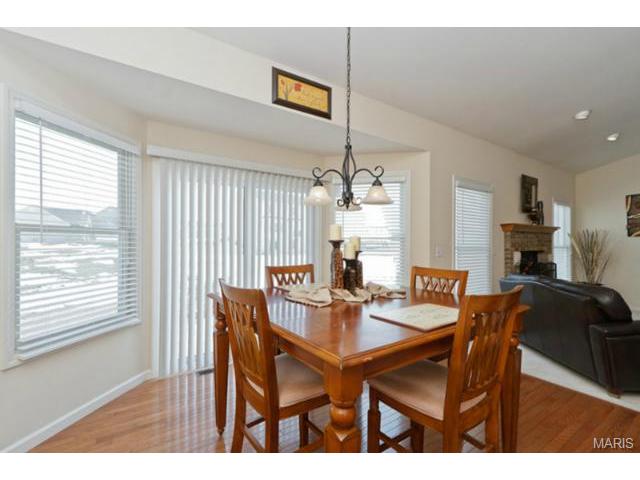 1428 Noyack Dr, O'fallon, MO 63366 photo 11