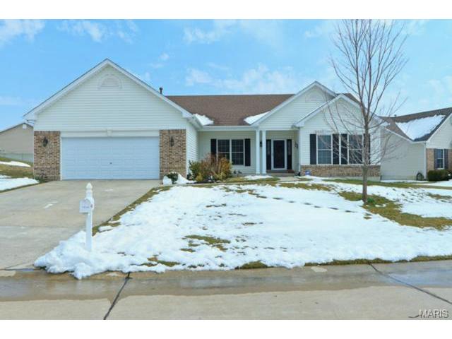 1428 Noyack Dr, O'fallon, MO 63366 photo 1