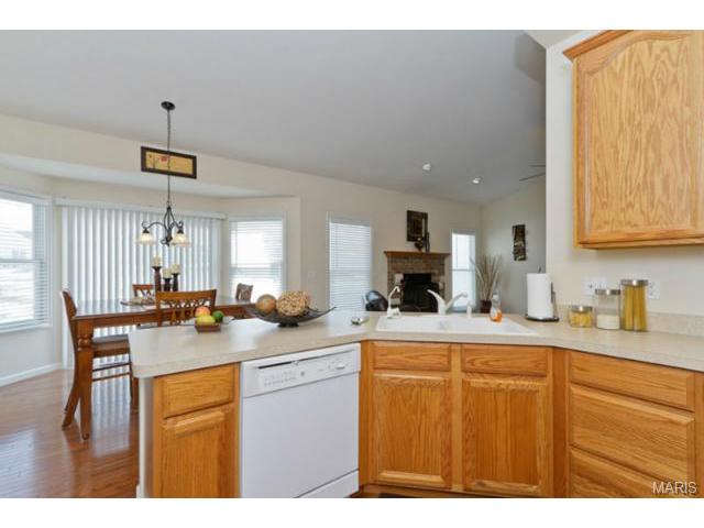 1428 Noyack Dr, O'fallon, MO 63366 photo 15