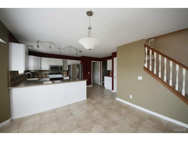 11 Breezy Point Ct, O'fallon, MO 63368 photo 13
