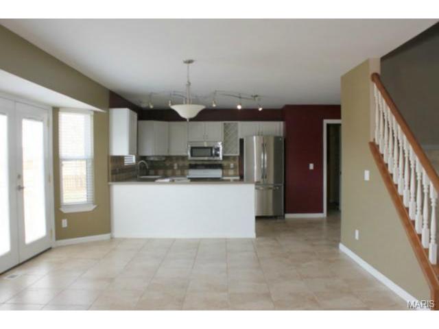 11 Breezy Point Ct, O'fallon, MO 63368 photo 5