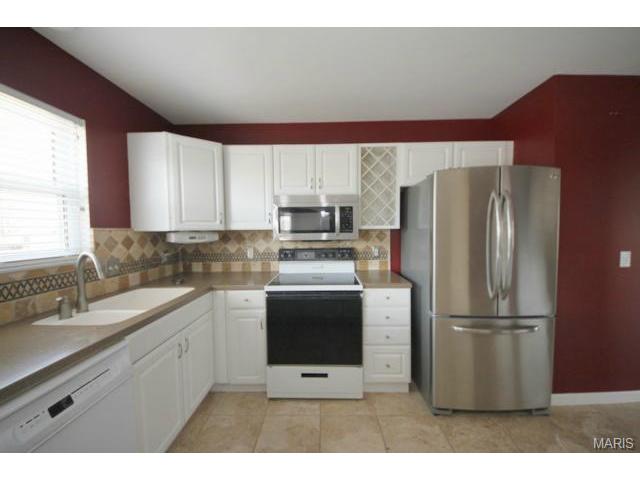 11 Breezy Point Ct, O'fallon, MO 63368 photo 14