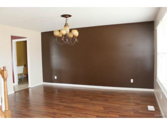 11 Breezy Point Ct, O'fallon, MO 63368 photo 3