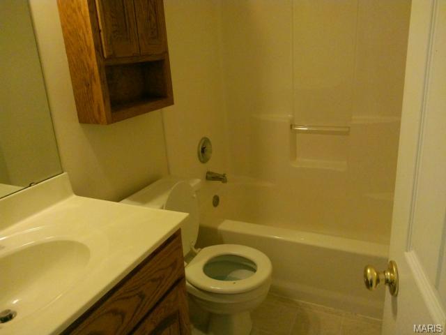809 Whispering Windsong, O'fallon, MO 63366 photo 4
