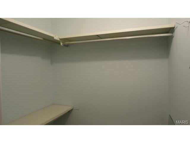 702 Turtle Cv, Ballwin, MO 63011 photo 24